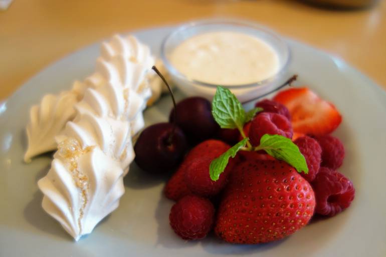 Meringues Breakfast