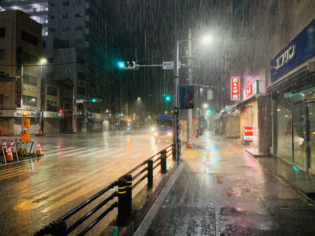 tokyo typhoon rain