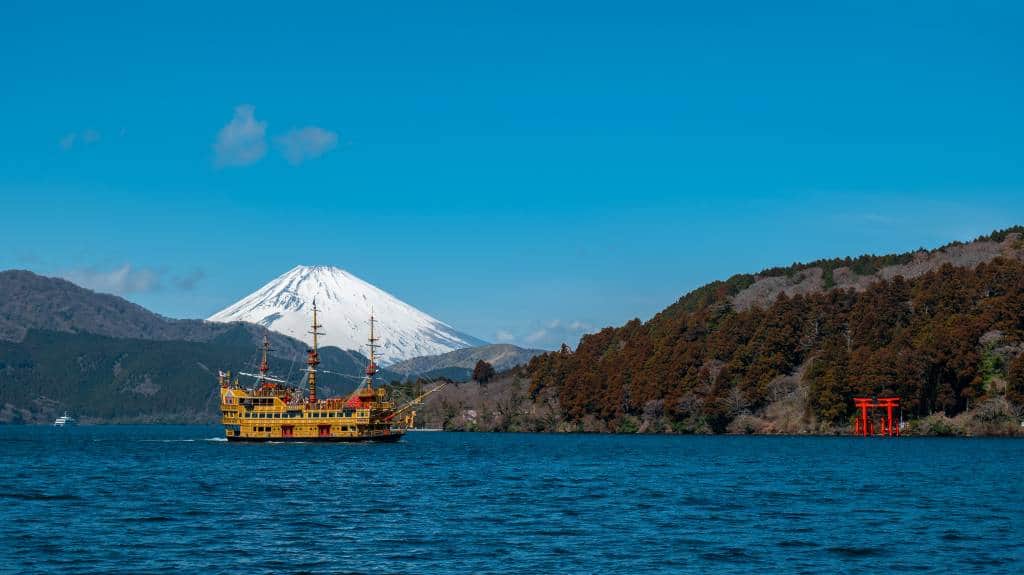 Mt. Fuji, Heiwa no torii and the pirate ship from Lake Ashi, Hakone