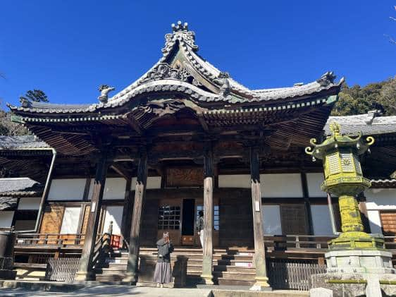 Wide shot of Shuzenji Temple